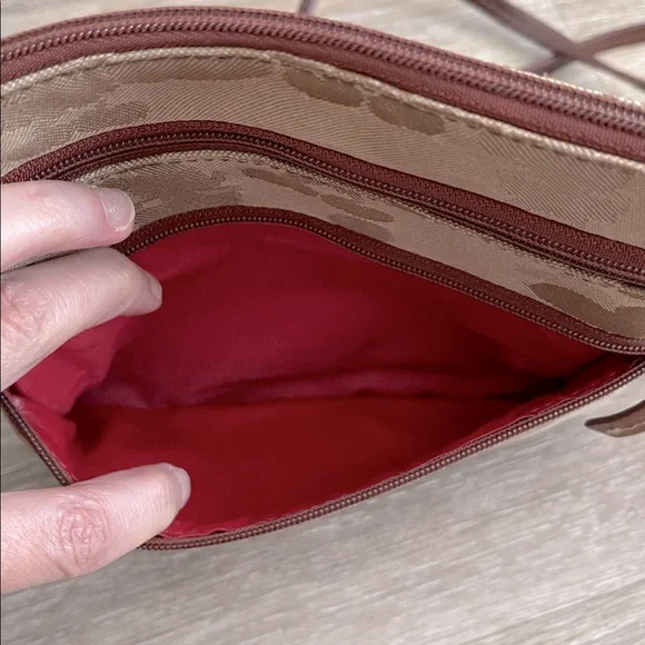 Disney Parks x Dooney & Bourke leather & fabric Mickey Mouse crossbody bag - Picture 8 of 14